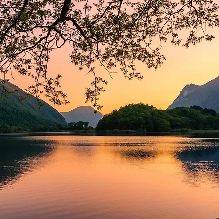 Harriet Villa Grandola ed Uniti