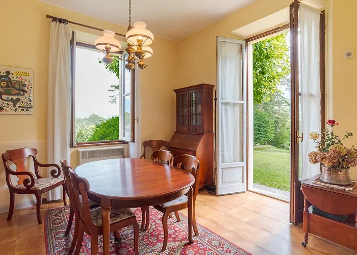 Harriet Villa Grandola ed Uniti