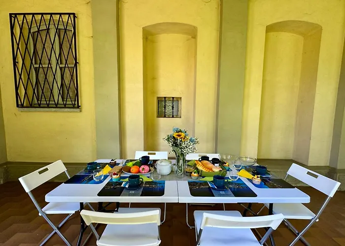 Harriet Villa Grandola ed Uniti